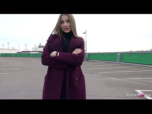 ❤️ GERMAN SCOUT HUWA ĦOLMA LI Tmiss STEELE, PARKING LOT TELLTALE U SEXY GĦALL-FLUS Porn Russu lilna