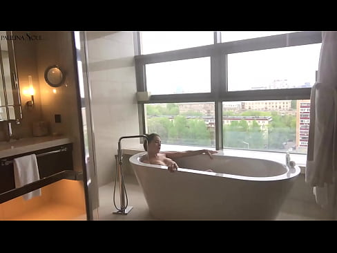 ❤️ Tremendous babe Passjonatament jerking off pussy tagħha fil-kamra tal-banju Porn Russu lilna